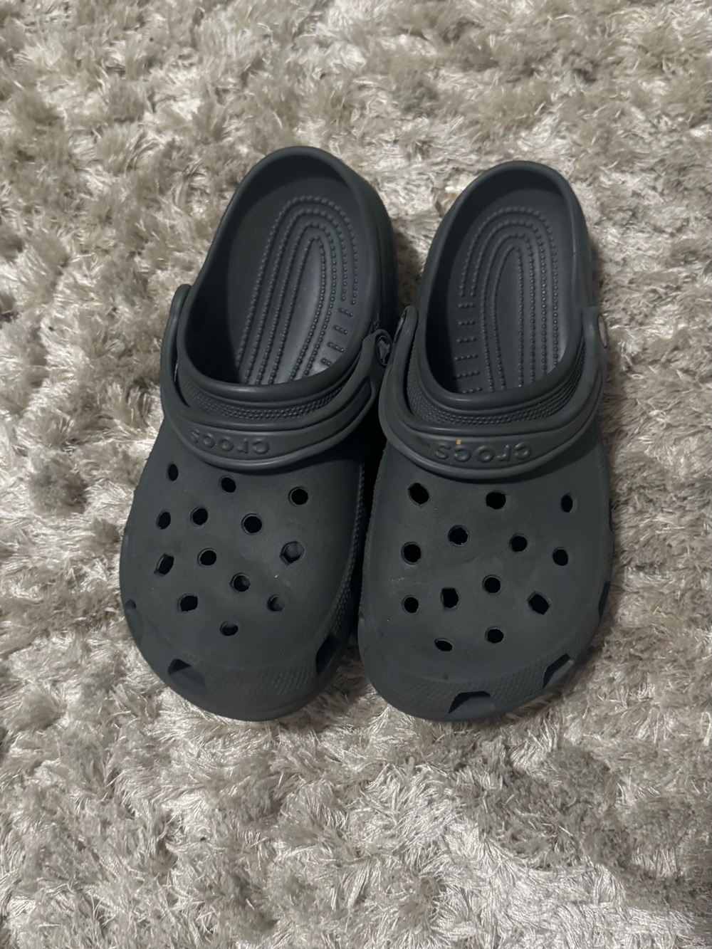 CROCS womens Classic Clog in Black